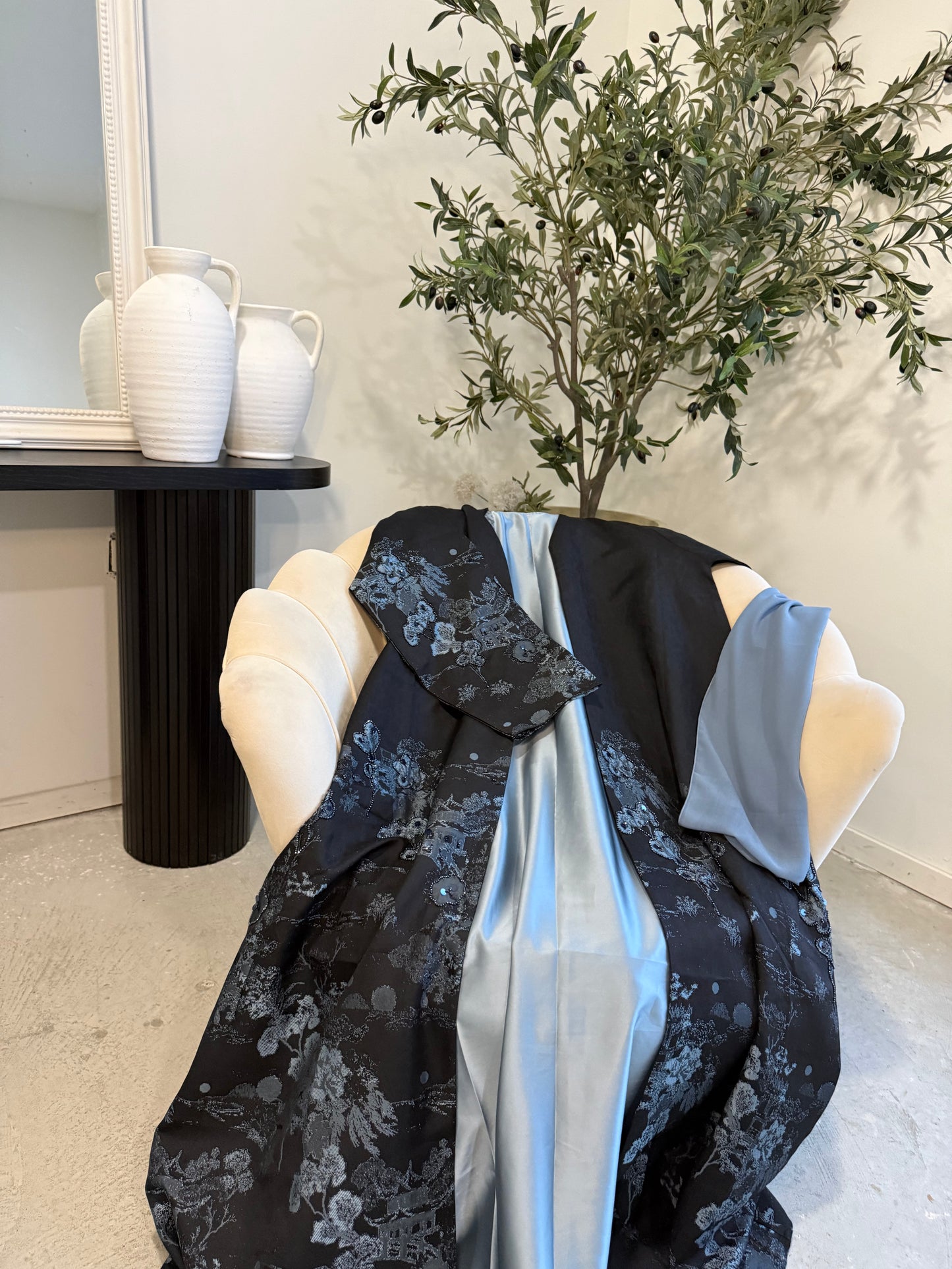 Onyx Luxe